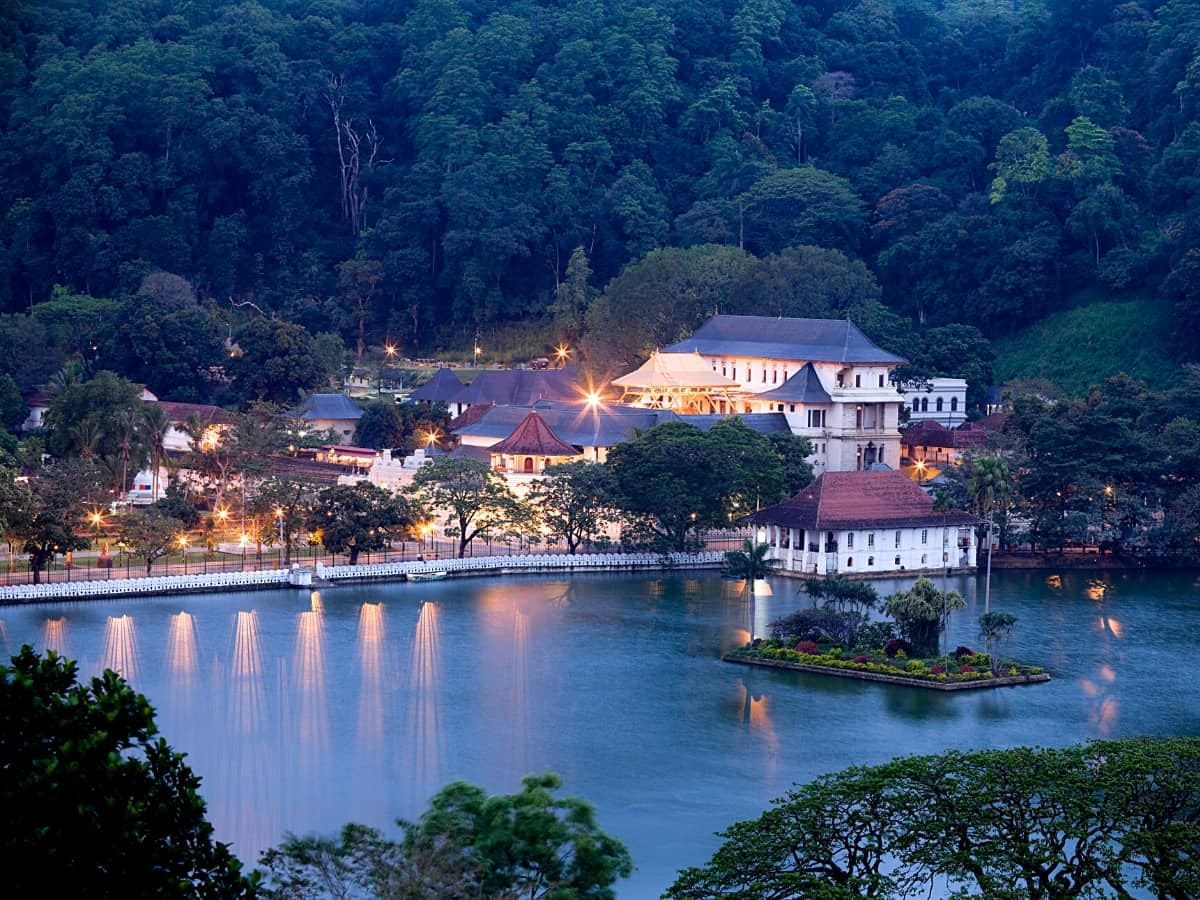 Cultural charm of Kandy
